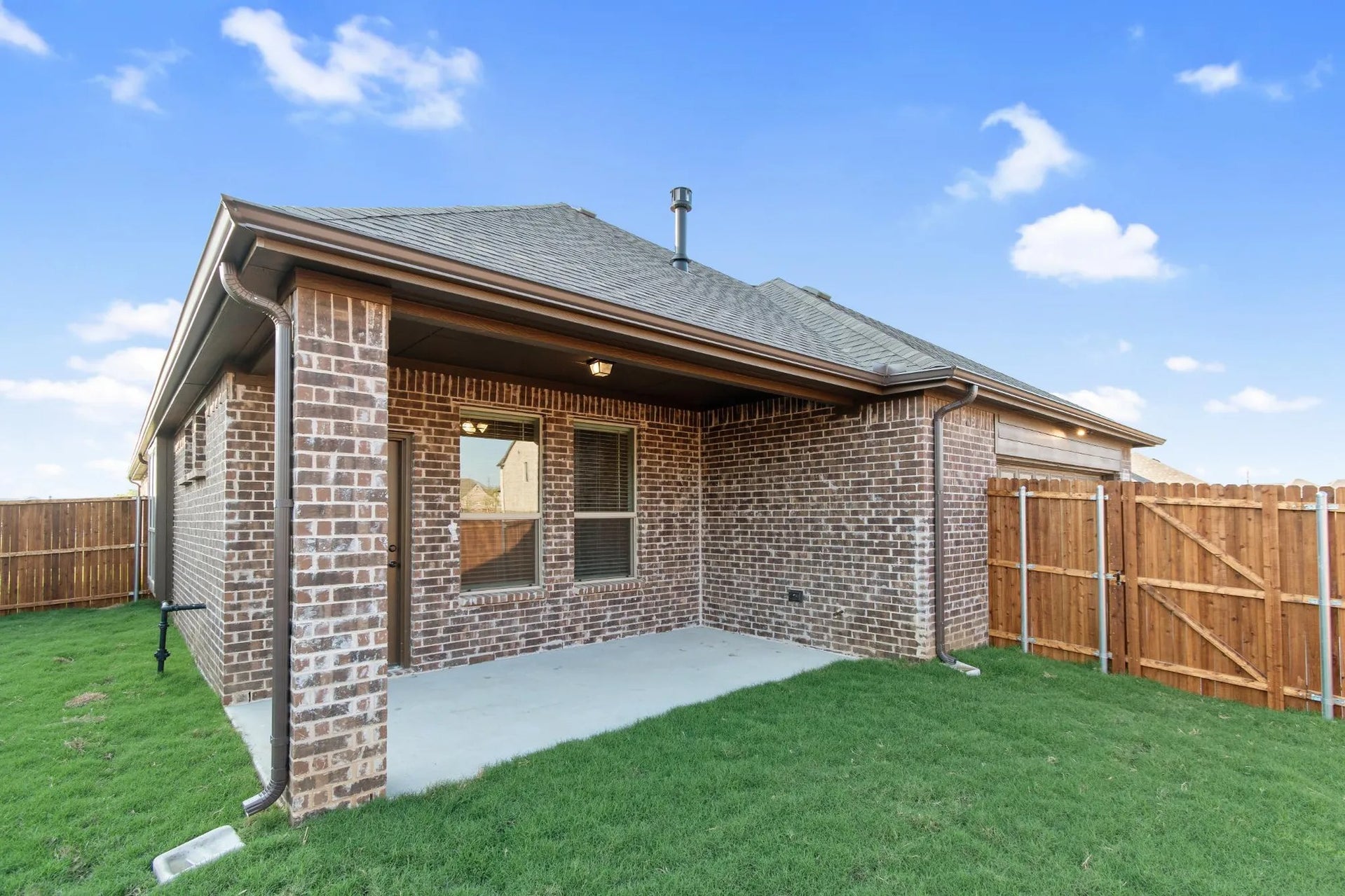 2,086sf New Home in Midlothian, TX