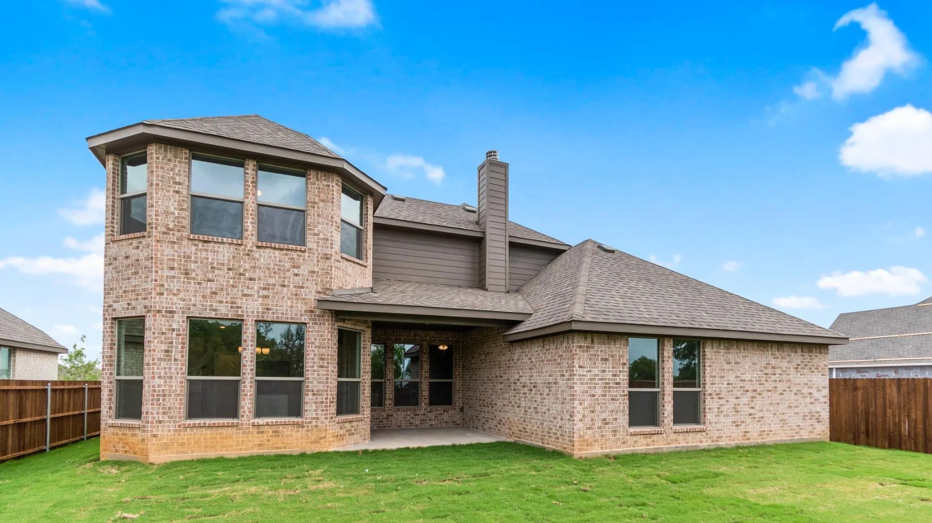 2,393sf New Home in Godley, TX
