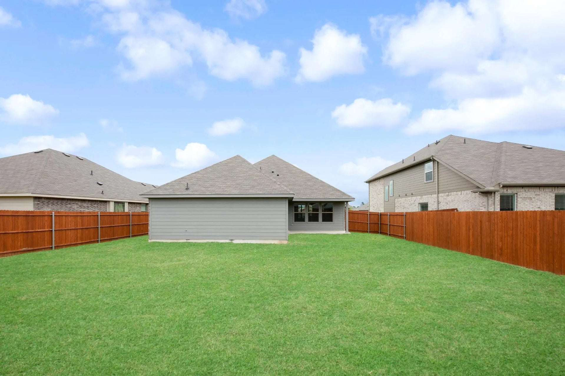 1,638sf New Home in Cleburne, TX