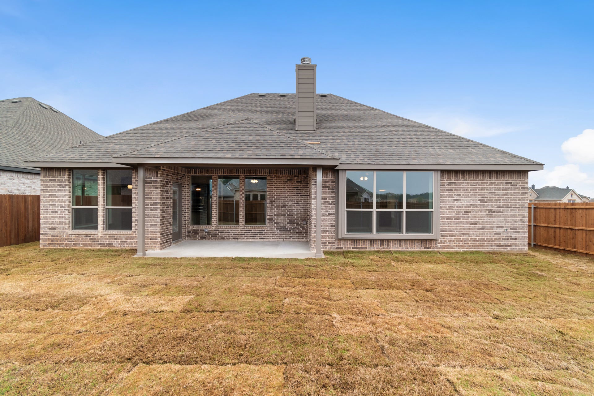 2,370sf New Home in Godley, TX
