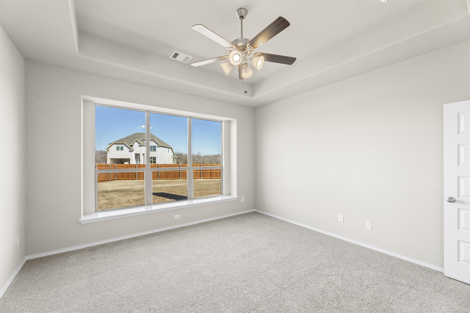 2,460sf New Home in Crowley, TX