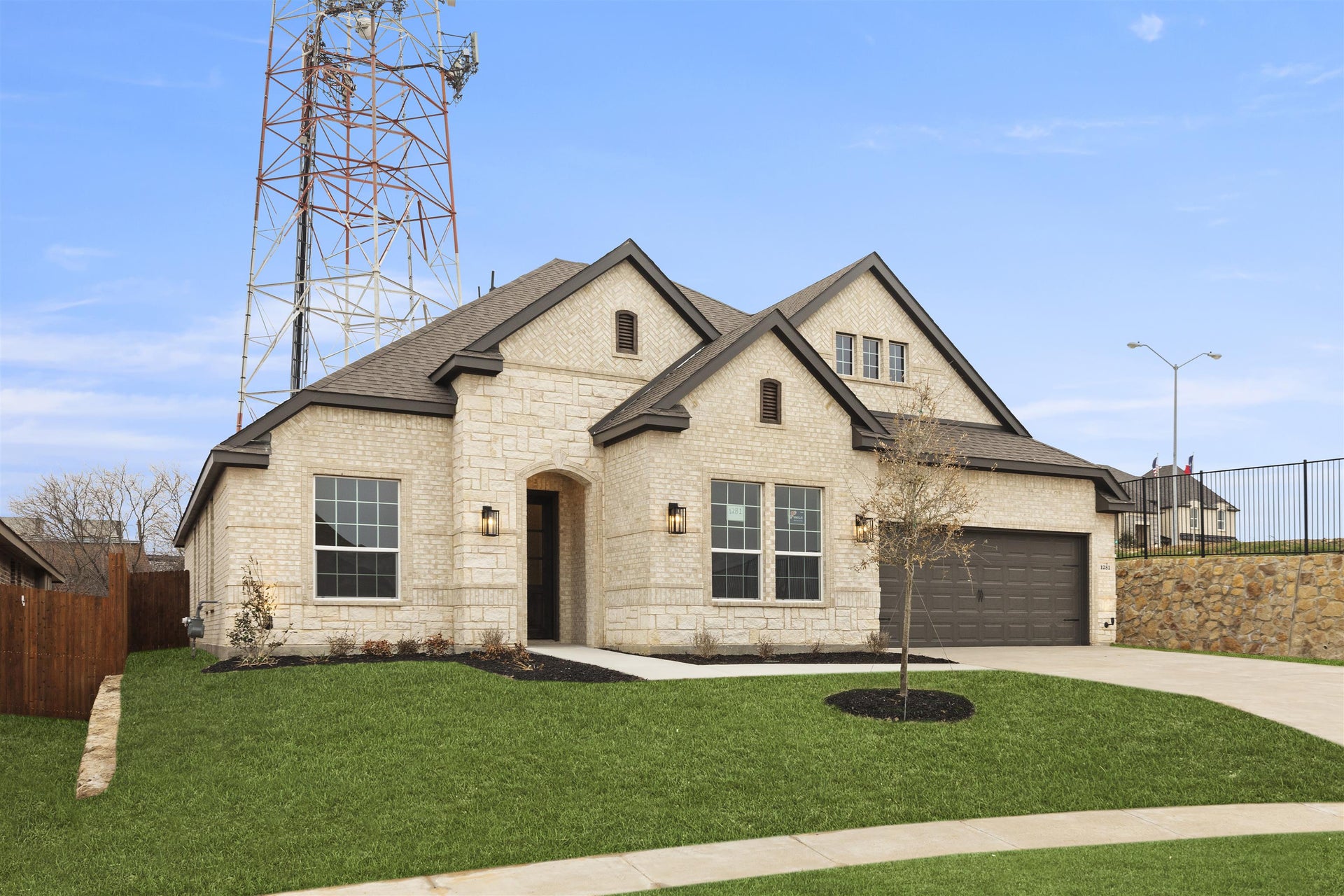 2,434sf New Home in Burleson, TX