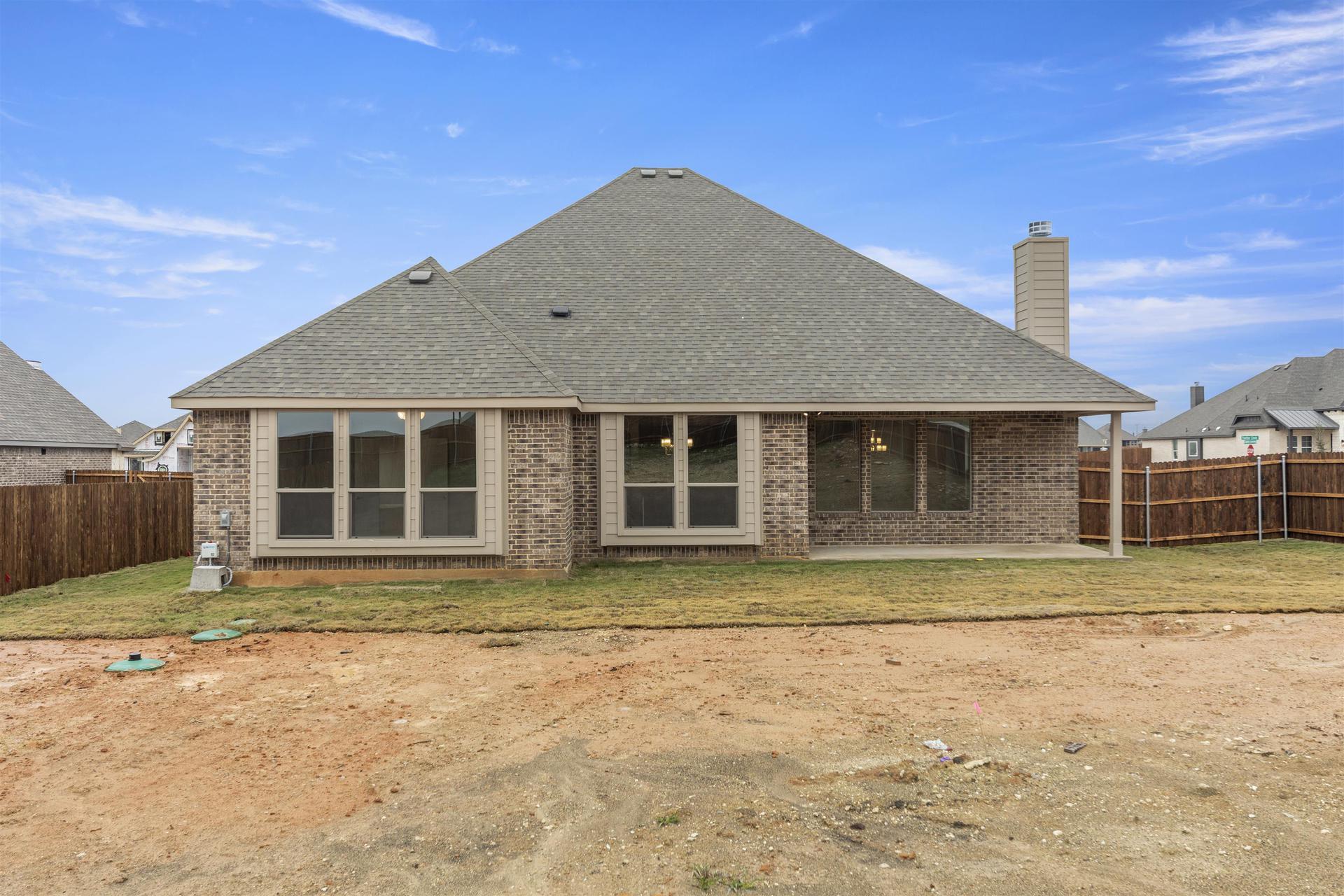2,434sf New Home in Godley, TX