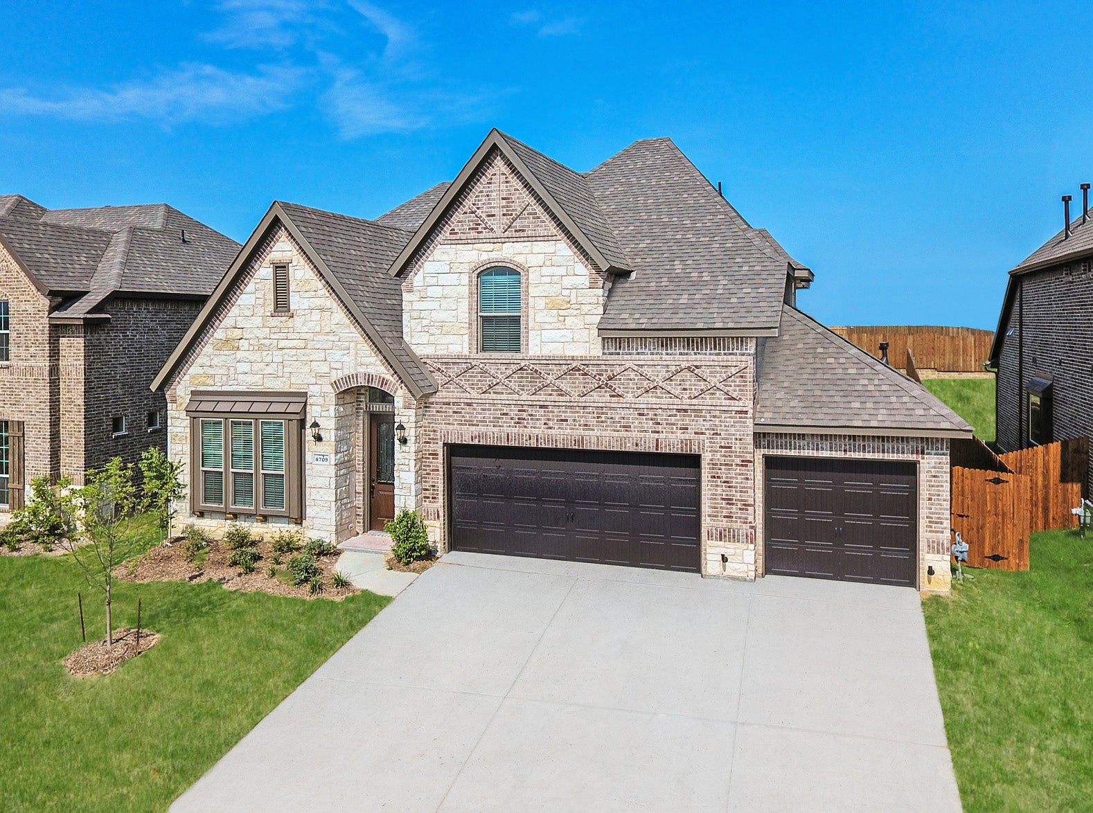 3015 C with Stone. 3,015sf New Home in Joshua, TX