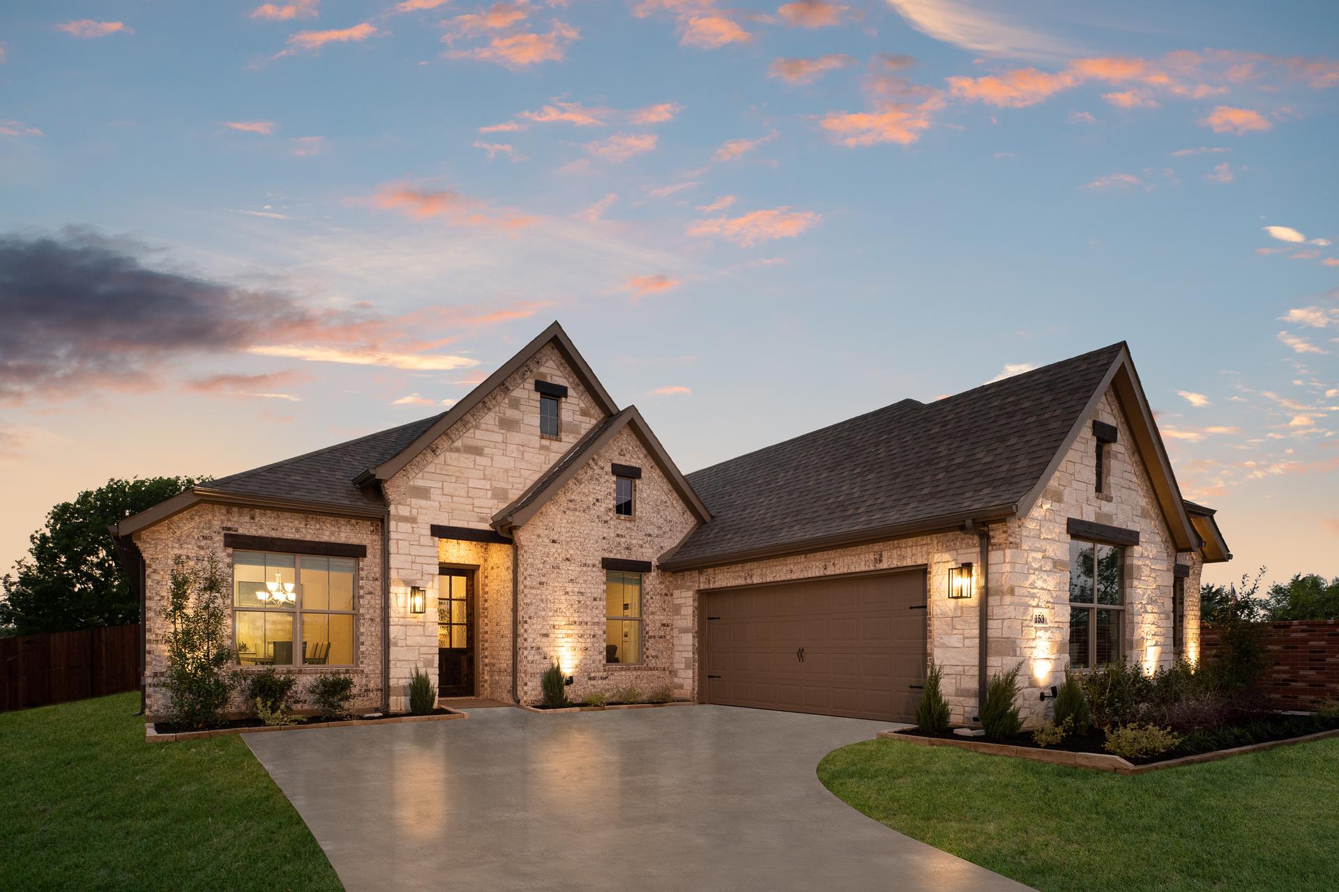 2267 D with Stone. 2,267sf New Home in Waxahachie, TX
