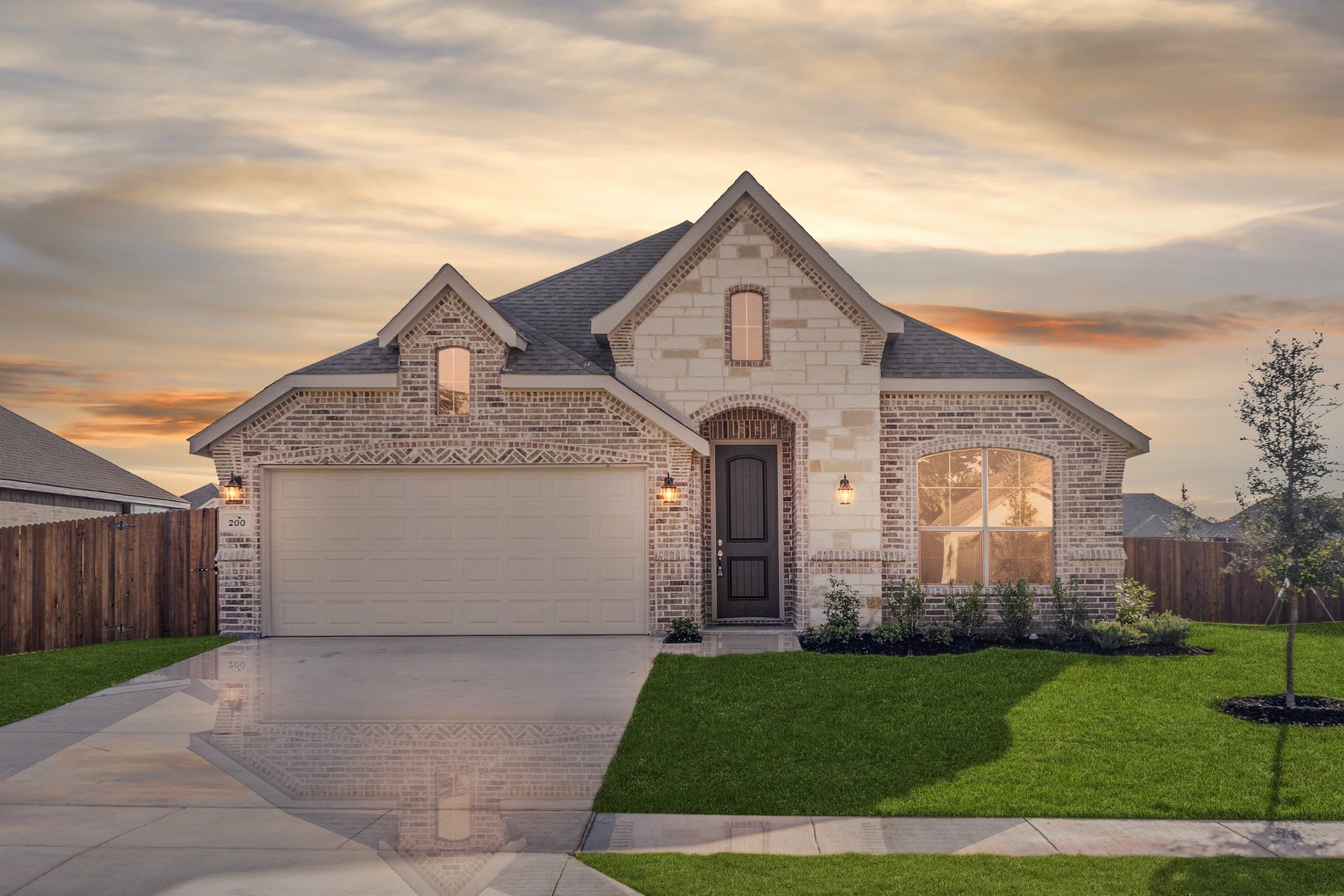 1912 C with Stone. 4br New Home in Crowley, TX
