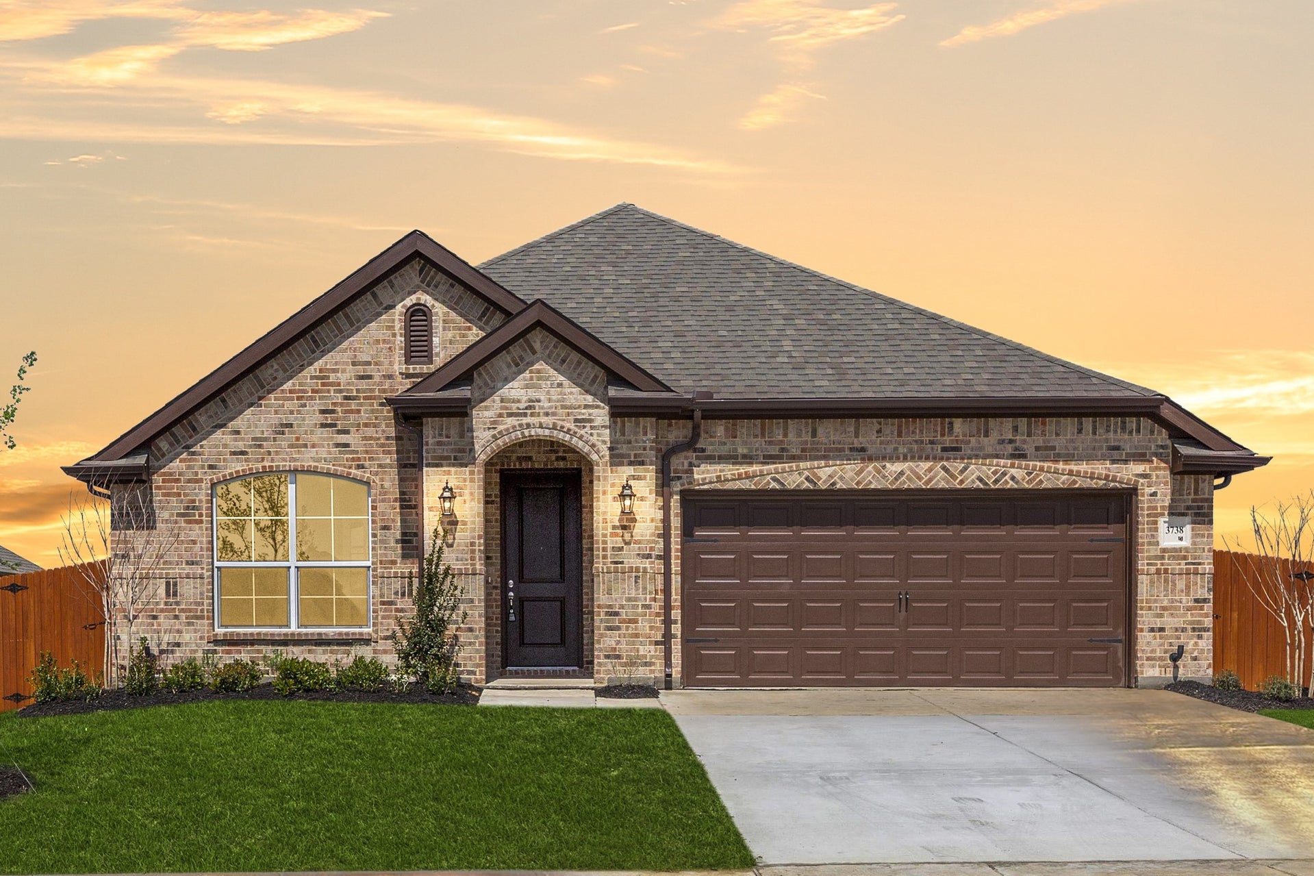2186 A. 4br New Home in Crowley, TX