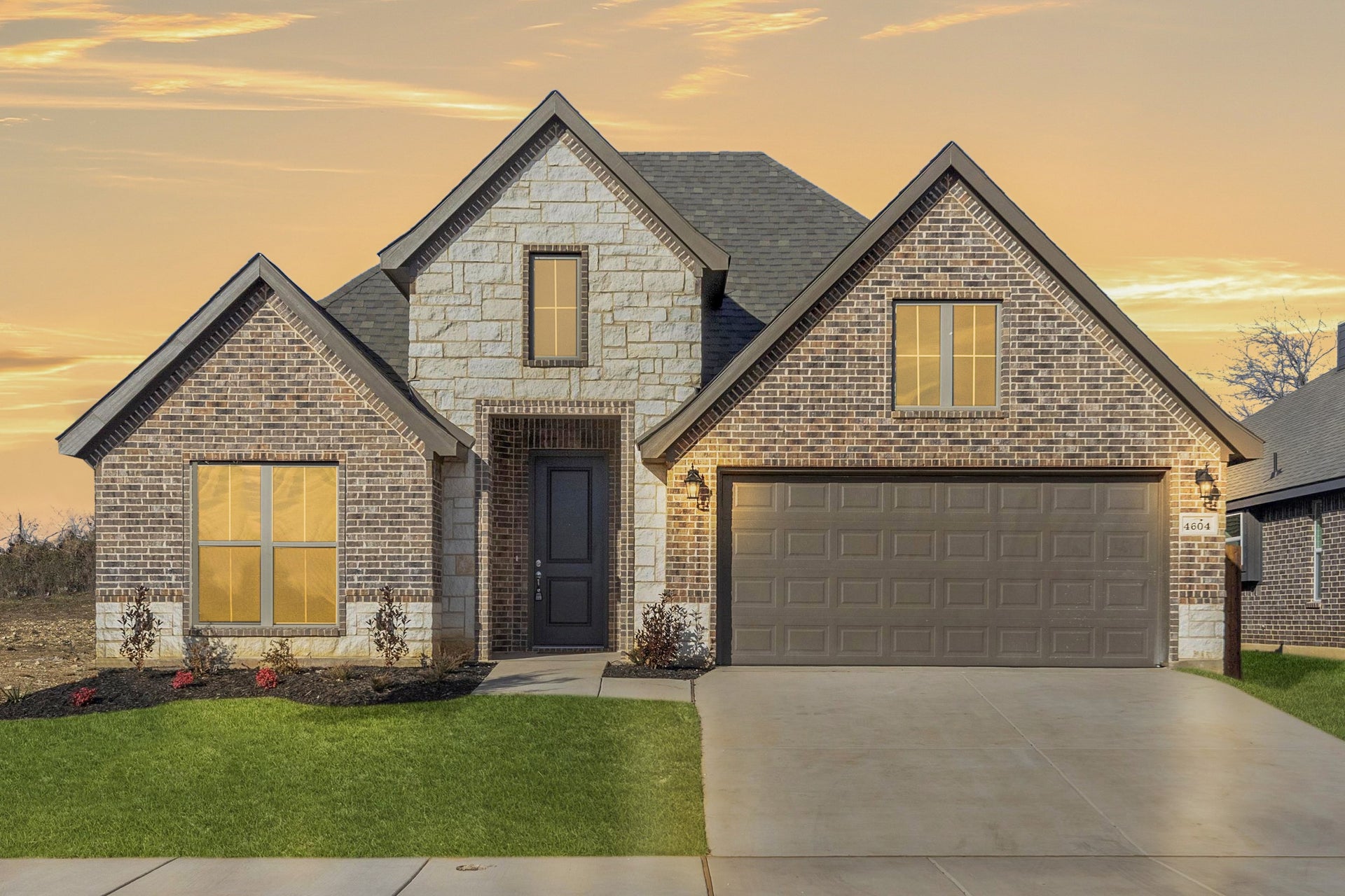 2186 D with Stone. 4br New Home in Heartland, TX