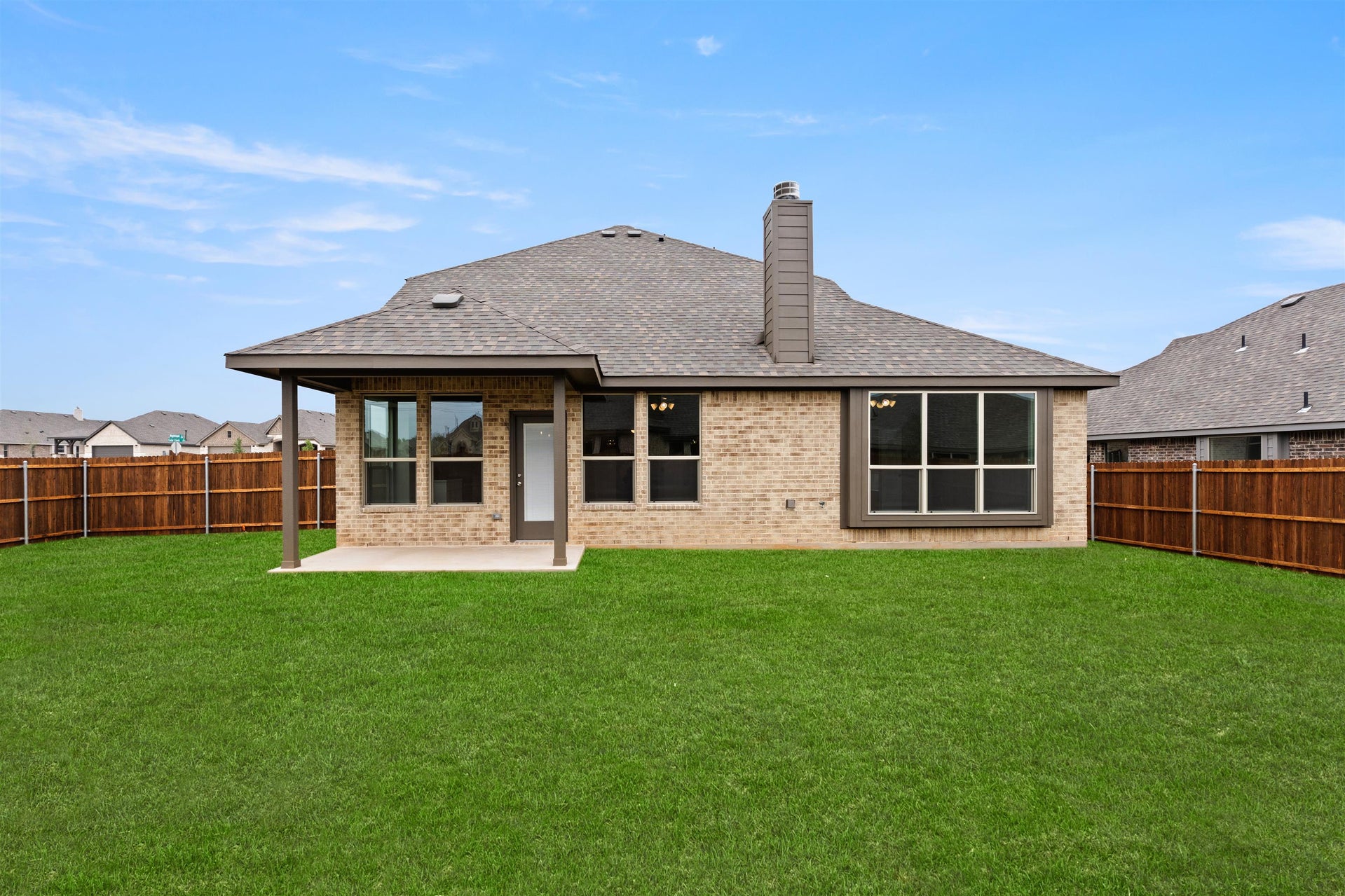 4br New Home in Crowley, TX