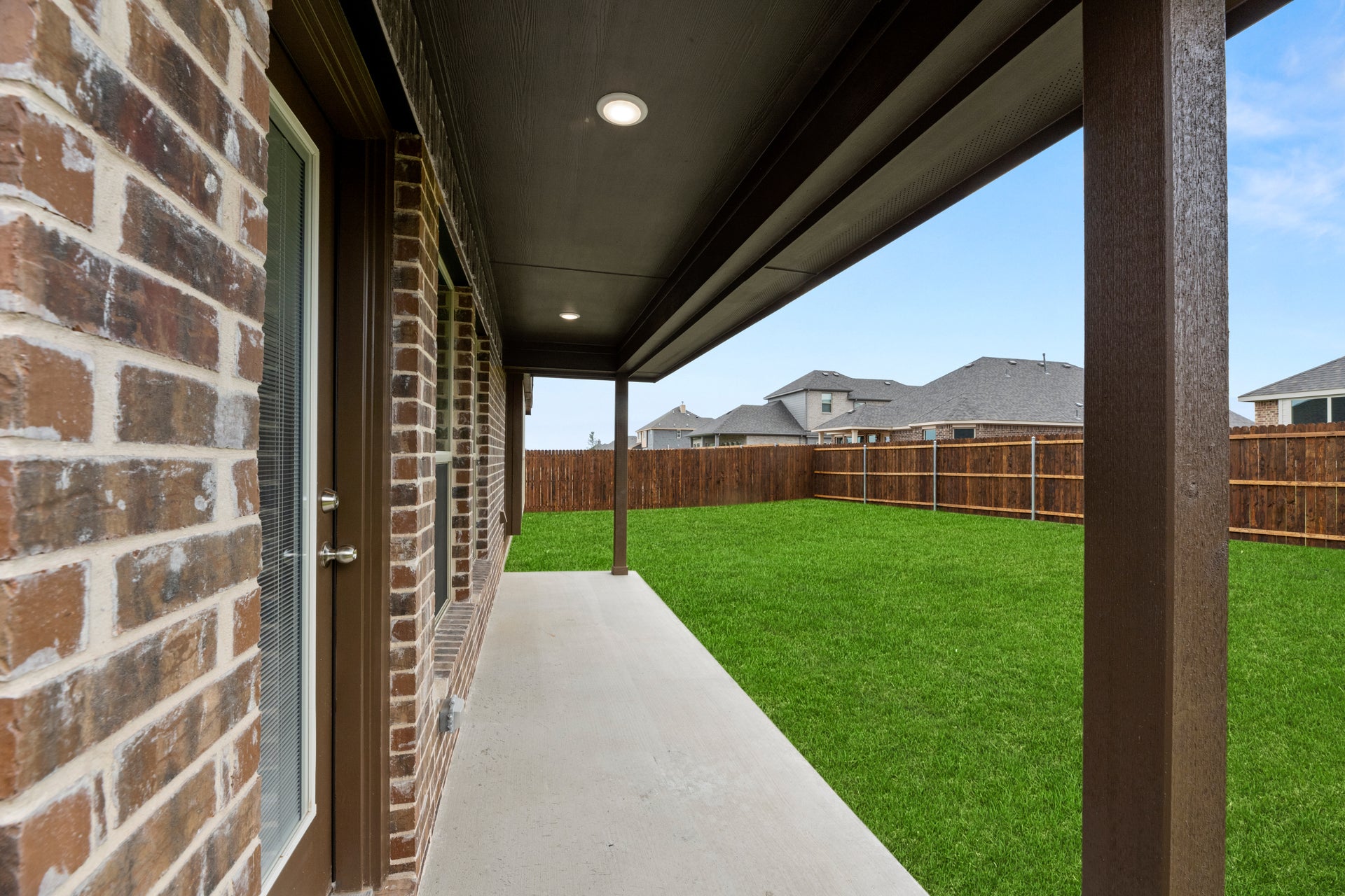 1,868sf New Home in Crowley, TX