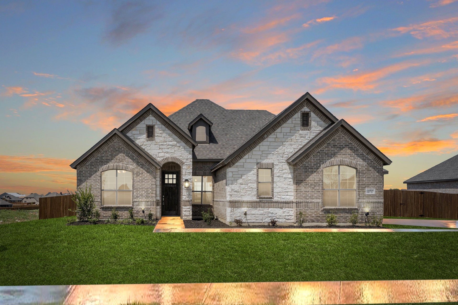 2,550sf New Home in Godley, TX