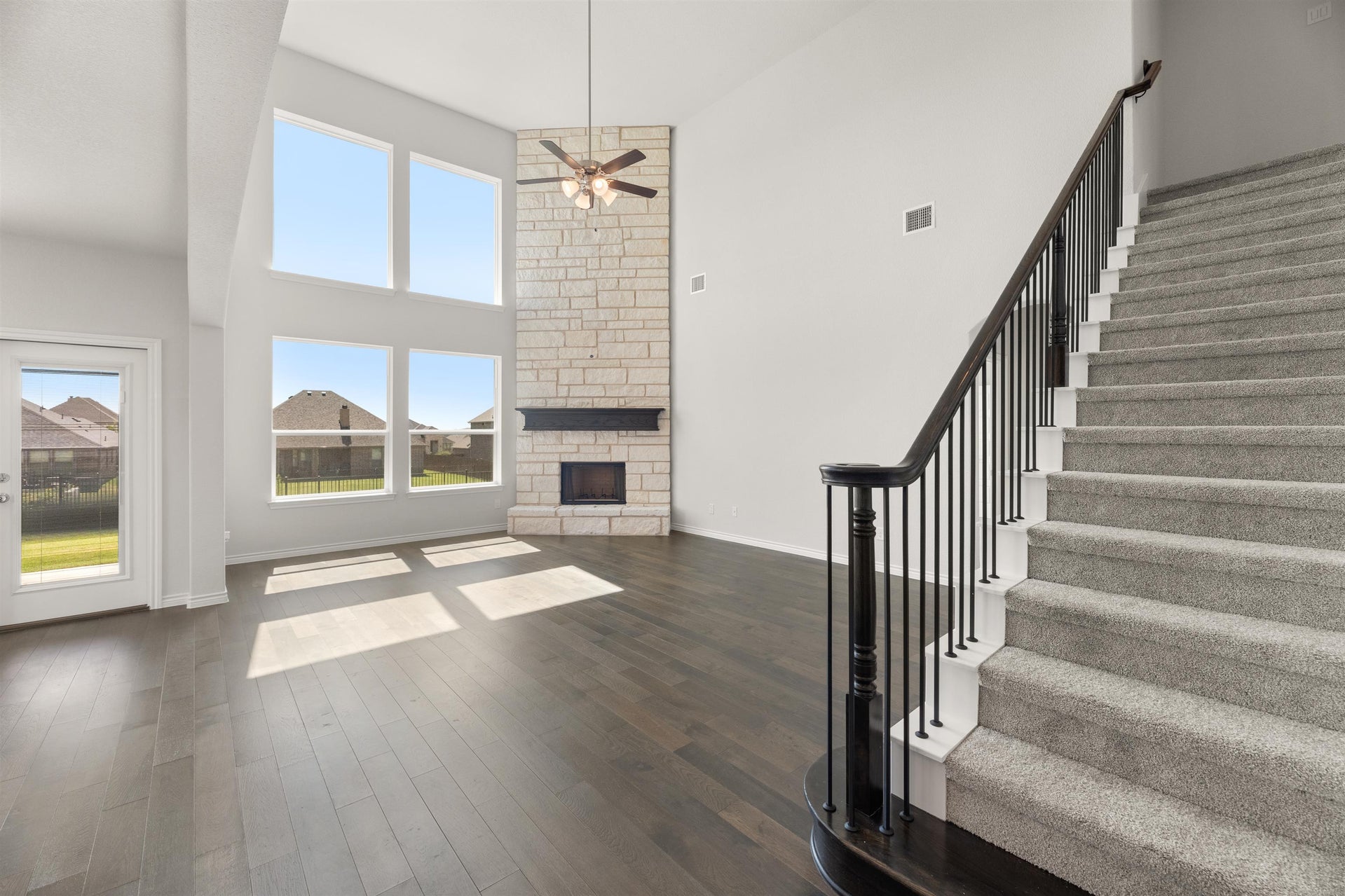 3,392sf New Home in Burleson, TX